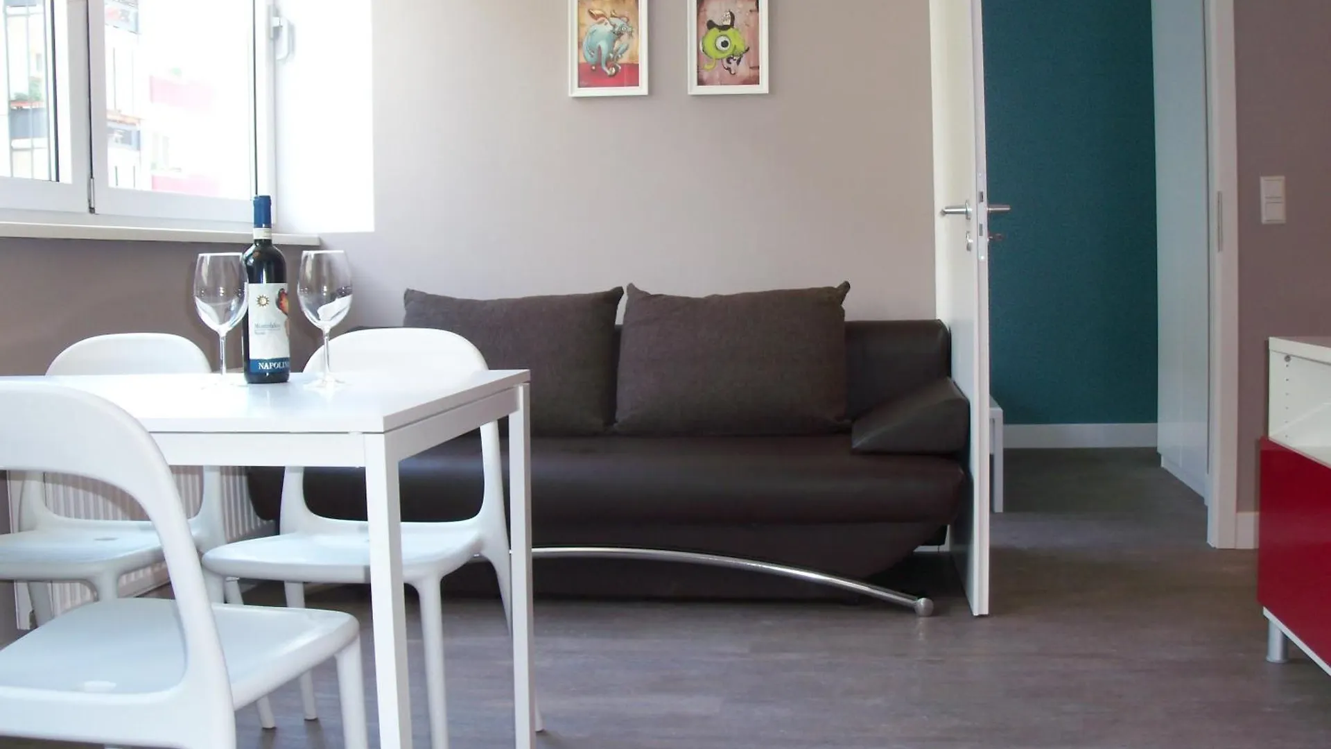 Apartmenthouse Berlin - Am Görlitzer Park