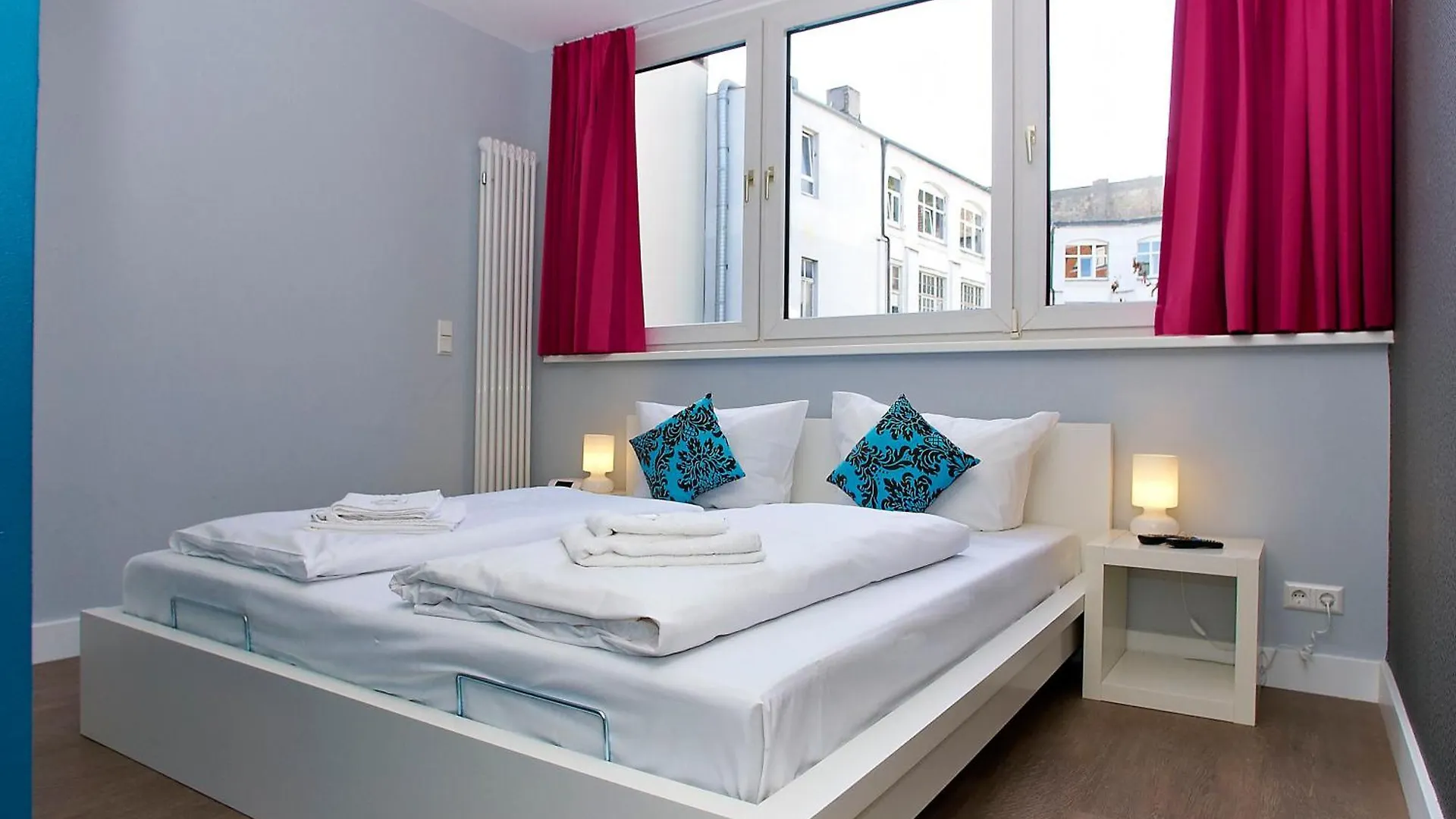 *** Aparthotel Apartmenthouse Berlin - Am Görlitzer Park Deutschland